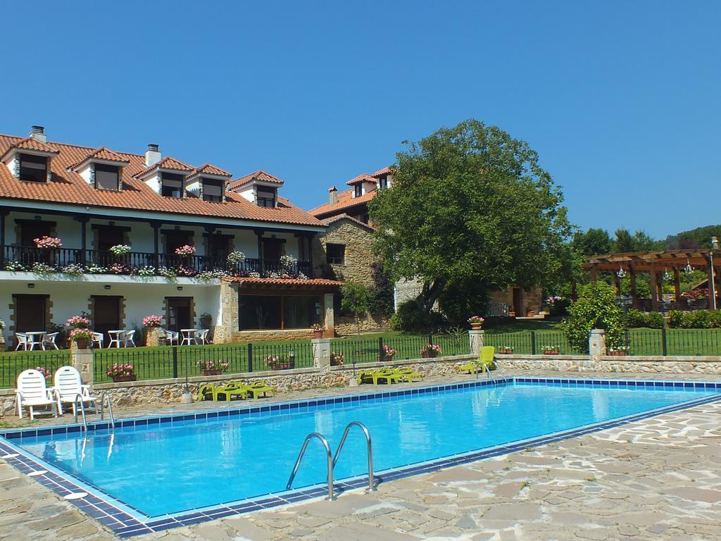 Complejo Rural Spa Hosteria El Pomar Комилас Екстериор снимка